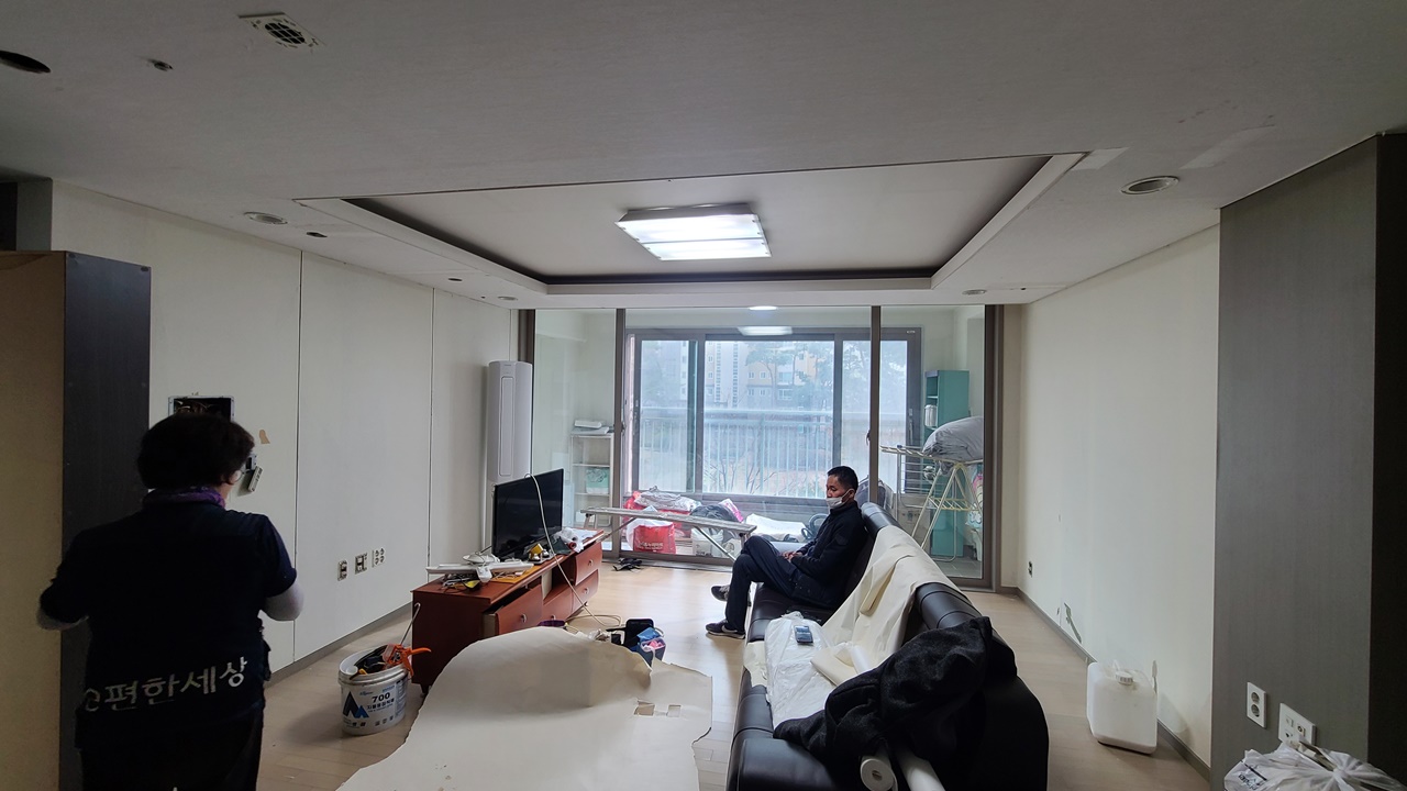 /user/h/horinterior/editor/2212/4d539e8163b5be492ab881258dea0b9f_1671165597_35.jpg 이미지크게보기