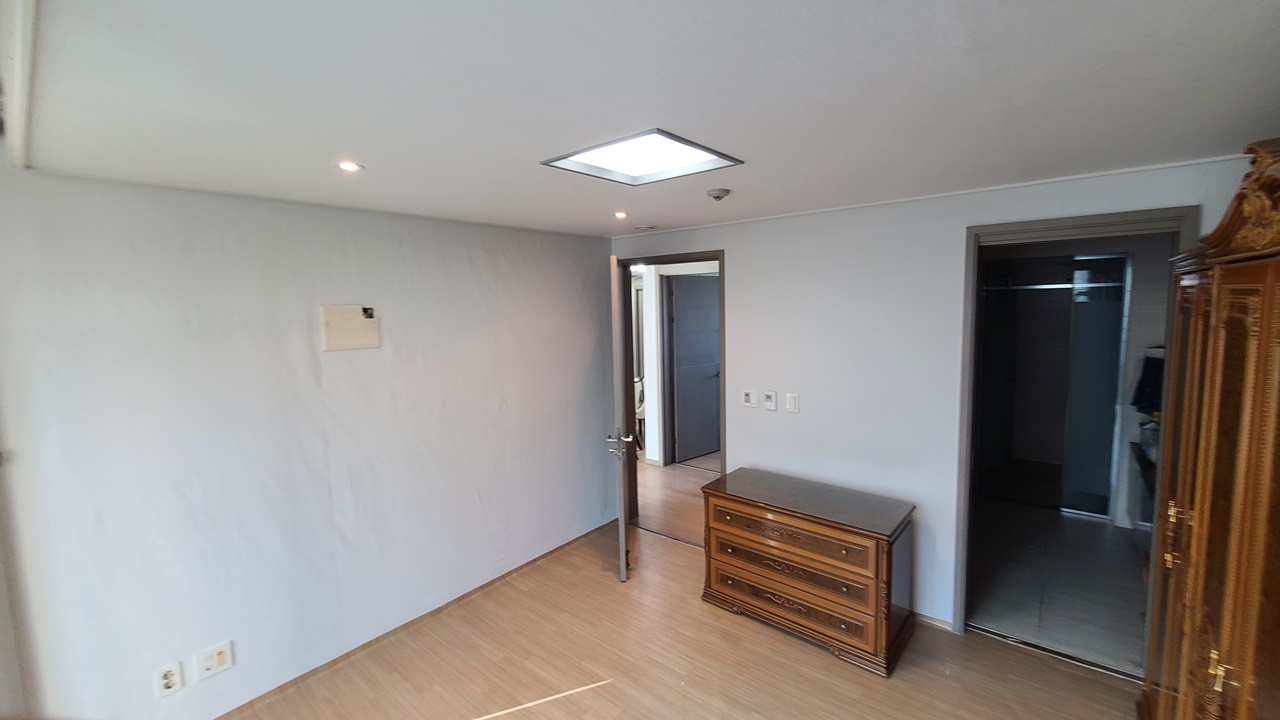 /user/h/horinterior/editor/2212/4d539e8163b5be492ab881258dea0b9f_1671165620_406.jpg 이미지크게보기